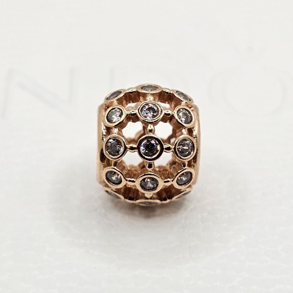 🎁Authentic Pandora ROSE SPOTLIGHT CHARM
